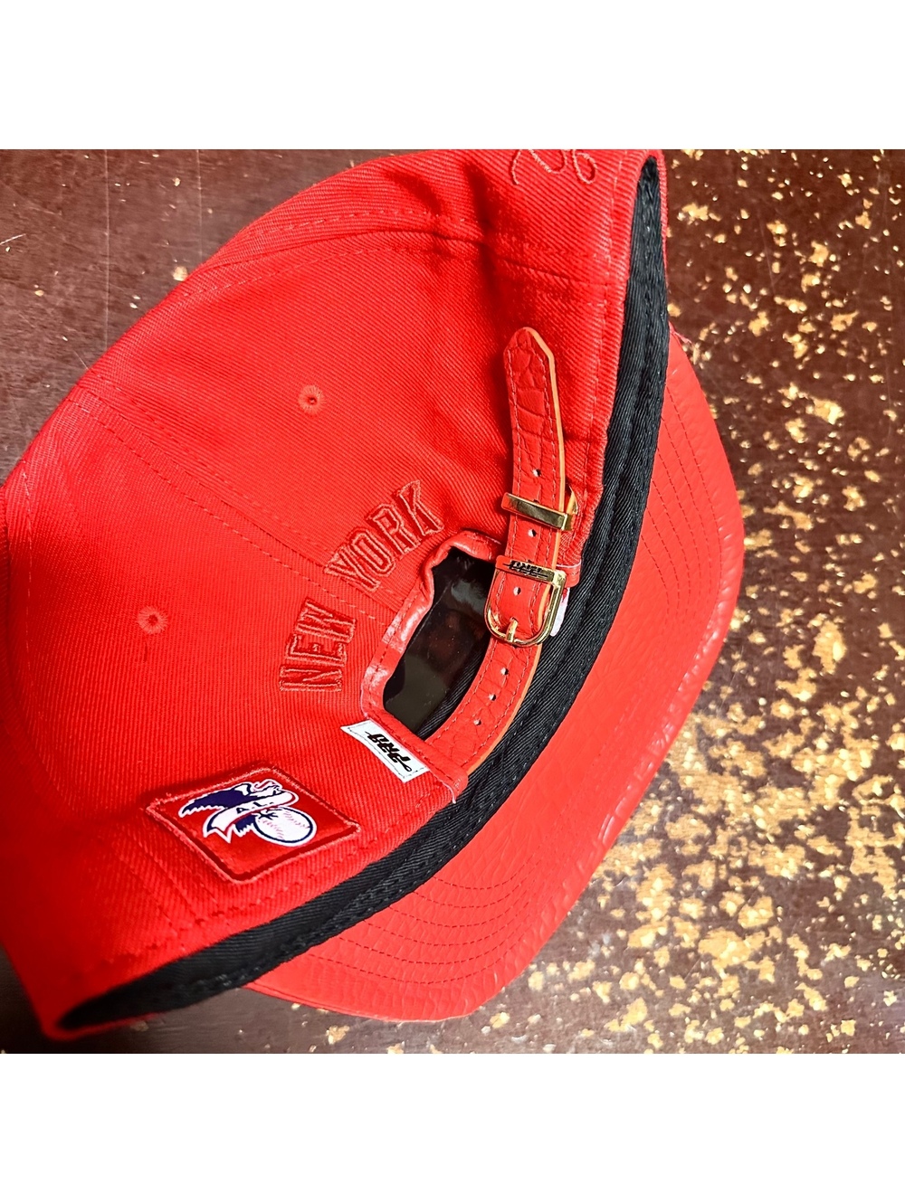New York Yankees blood red pro standard strapback hat - Picture 3 of 4